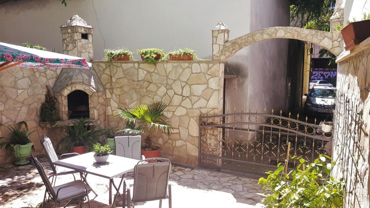 Moonrise Apartment Mostar Esterno foto